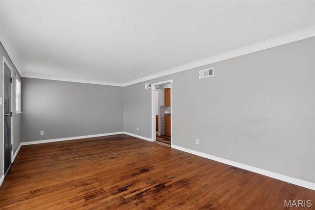 6801 Knoll Avenue, Berkeley, MO 63134