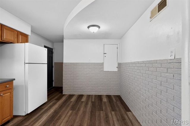 6801 Knoll Avenue, Berkeley, MO 63134