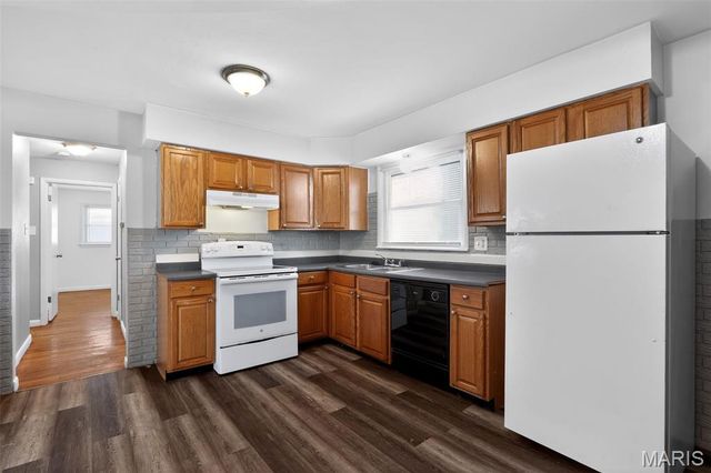 6801 Knoll Avenue, Berkeley, MO 63134