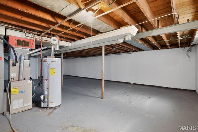 6801 Knoll Avenue, Berkeley, MO 63134