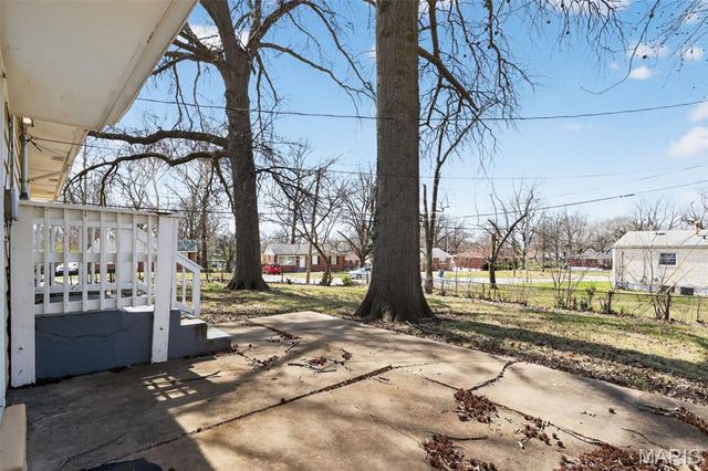 6801 Knoll Avenue, Berkeley, MO 63134