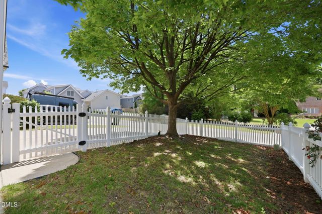 807 Carpenter Town Lane, Cary, NC 27519