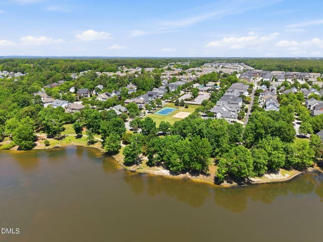 807 Carpenter Town Lane, Cary, NC 27519