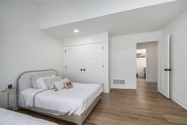 121 S Barker Street, New Buffalo, MI 49117