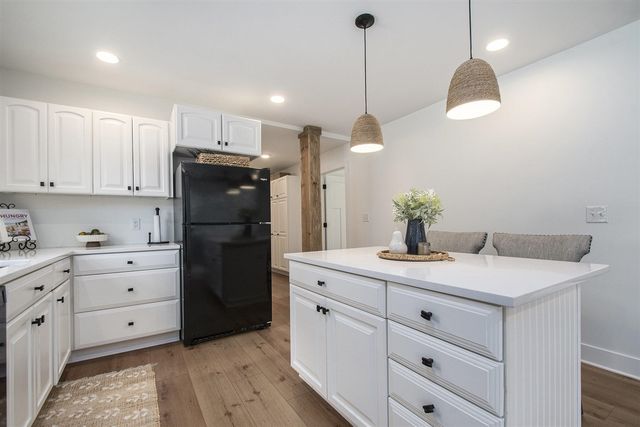 121 S Barker Street, New Buffalo, MI 49117