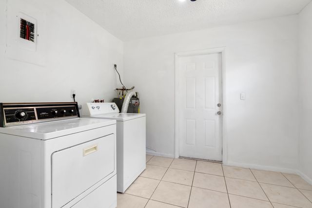 4108 NW 79th Avenue 1, Coral Springs, FL 33065