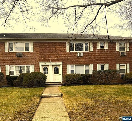 1163 Valley Road 18, Wayne, NJ 07470