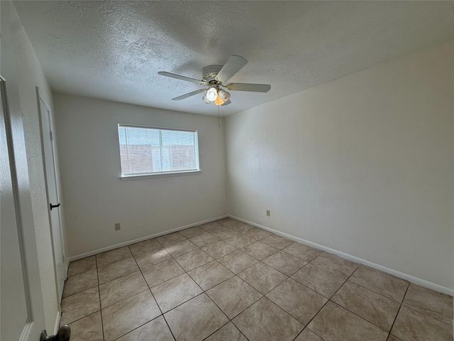 4223 Steep Rock Drive, Pasadena, TX 77504