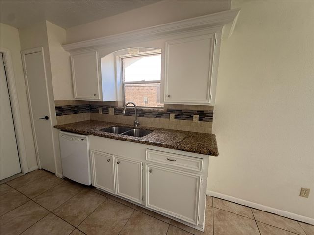 4223 Steep Rock Drive, Pasadena, TX 77504