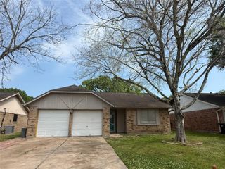 4223 Steep Rock Drive, Pasadena, TX 77504