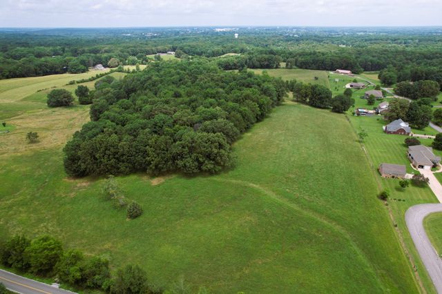 0 Crowder Rd, Lawrenceburg, TN 38464