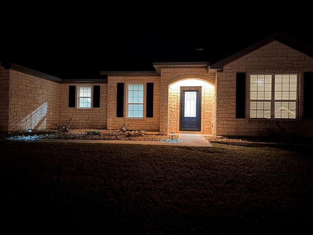 9812 Southshore DR, Salado, TX 76571