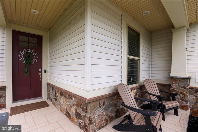 18 BROOMSEDGE LN, Gettysburg, PA 17325