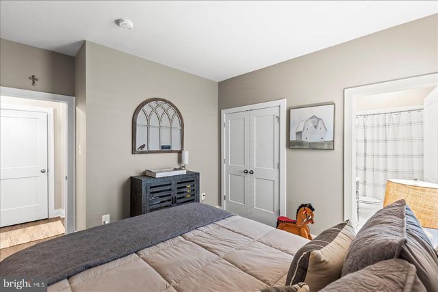 18 BROOMSEDGE LN, Gettysburg, PA 17325