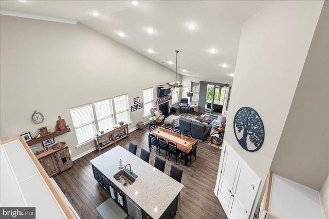 18 BROOMSEDGE LN, Gettysburg, PA 17325