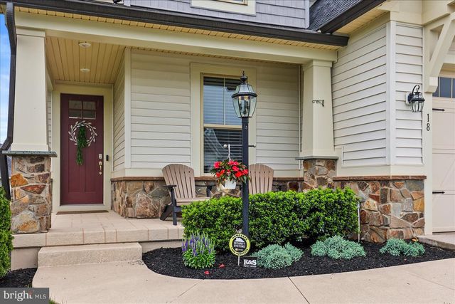 18 BROOMSEDGE LN, Gettysburg, PA 17325