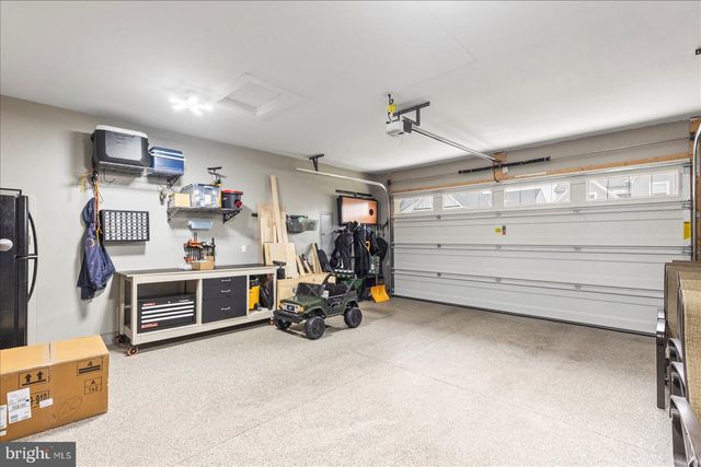 18 BROOMSEDGE LN, Gettysburg, PA 17325