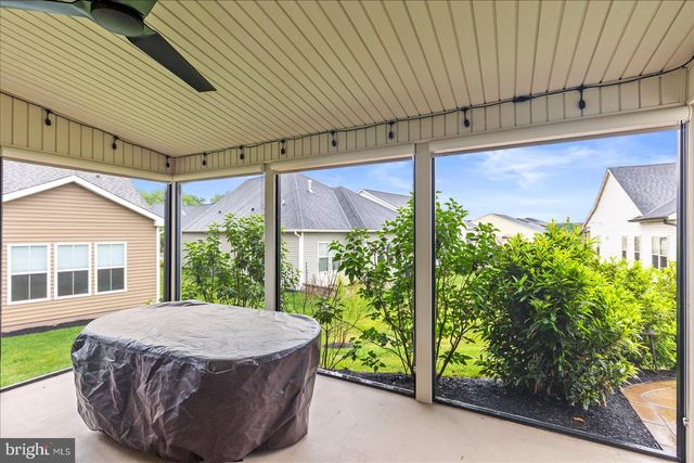 18 BROOMSEDGE LN, Gettysburg, PA 17325