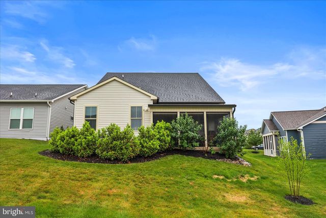 18 BROOMSEDGE LN, Gettysburg, PA 17325