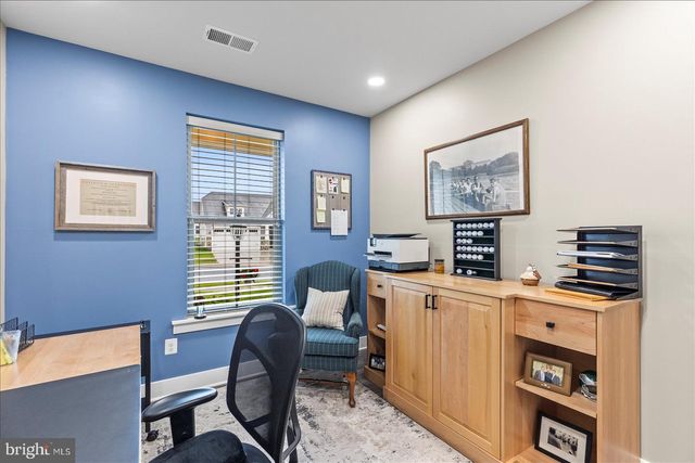 18 BROOMSEDGE LN, Gettysburg, PA 17325