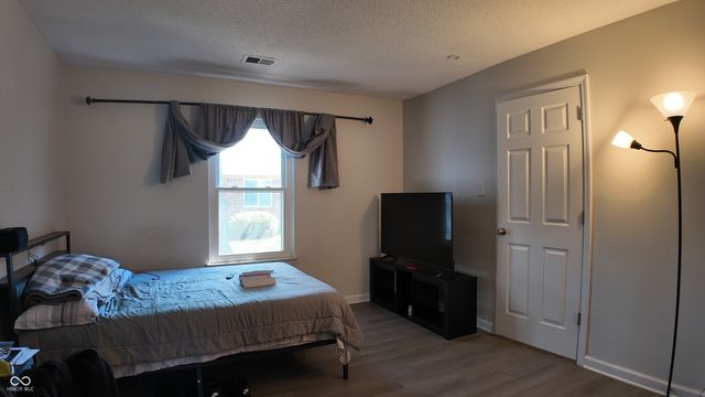 5938 Deerwood, Indianapolis, IN 46254