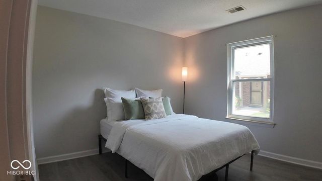 5938 Deerwood, Indianapolis, IN 46254