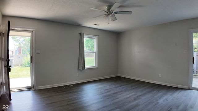 5938 Deerwood, Indianapolis, IN 46254