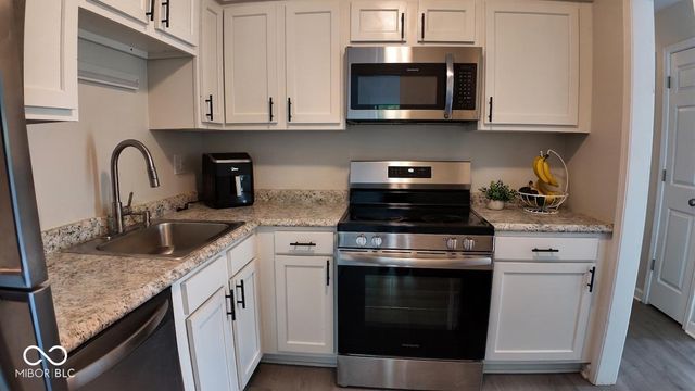 5938 Deerwood, Indianapolis, IN 46254