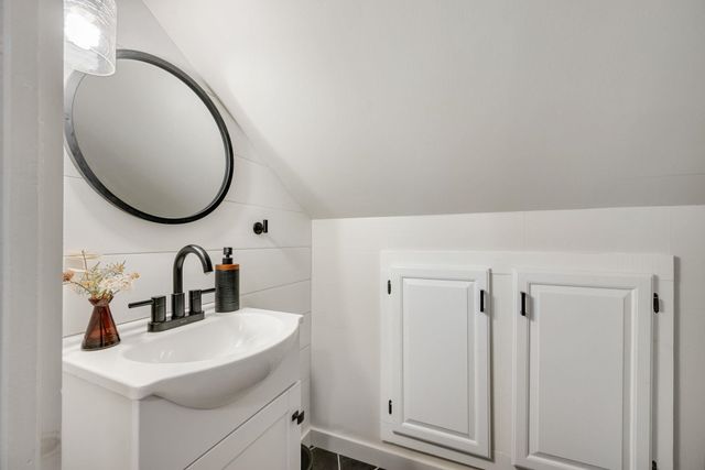 8 Lamoille Terrace, Milton, VT 05468