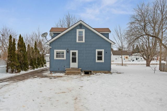 8 Lamoille Terrace, Milton, VT 05468