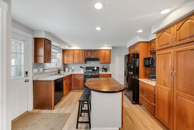 8 Lamoille Terrace, Milton, VT 05468