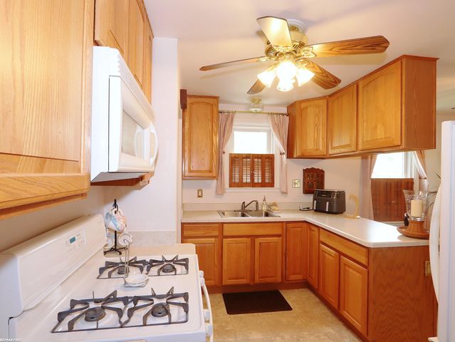 19904 Wakenden Street, Redford Twp, MI 48240