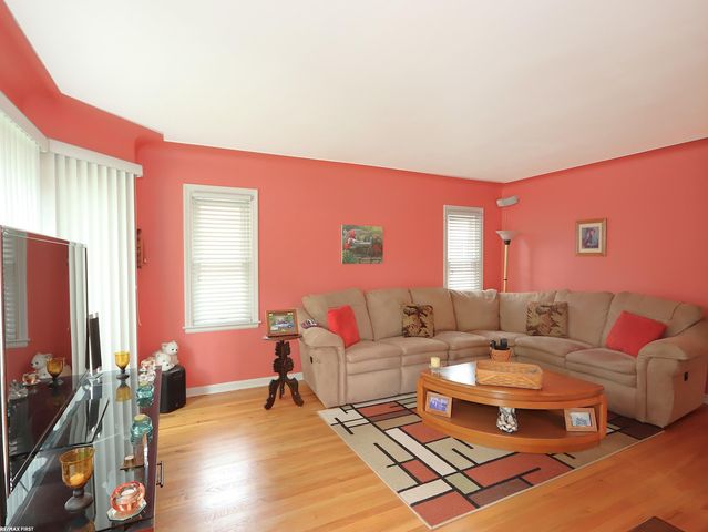 19904 Wakenden Street, Redford Twp, MI 48240