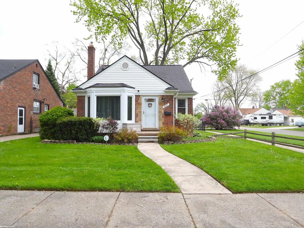 19904 Wakenden Street, Redford Twp, MI 48240