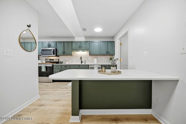 1508 Forest Park Rd, Louisville, KY 40223