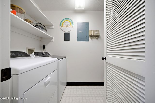 1508 Forest Park Rd, Louisville, KY 40223