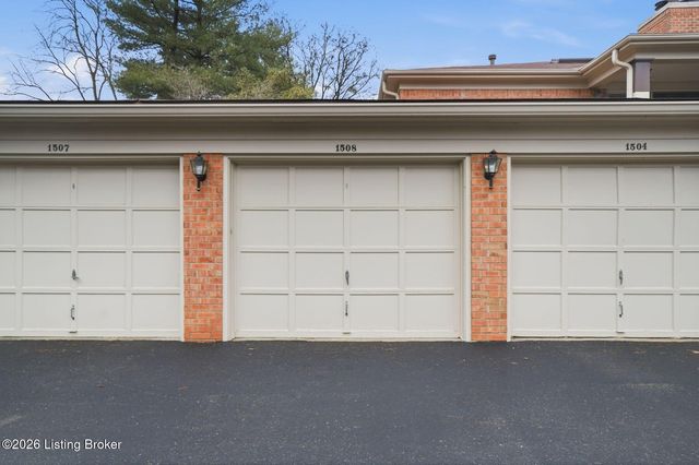 1508 Forest Park Rd, Louisville, KY 40223