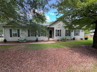 13221 Brandywine Lane, Midland, NC 28107
