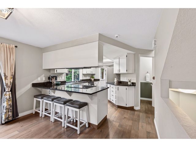 200 SHAW St, Fairview, OR 97024