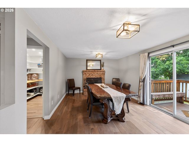 200 SHAW St, Fairview, OR 97024