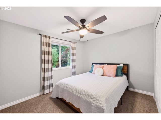 200 SHAW St, Fairview, OR 97024