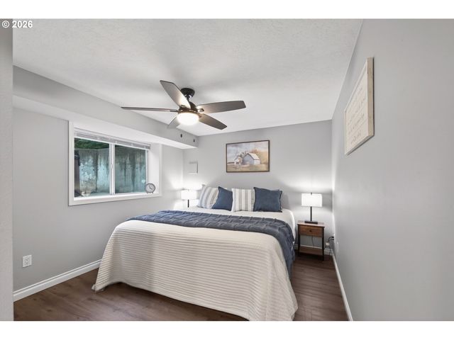 200 SHAW St, Fairview, OR 97024