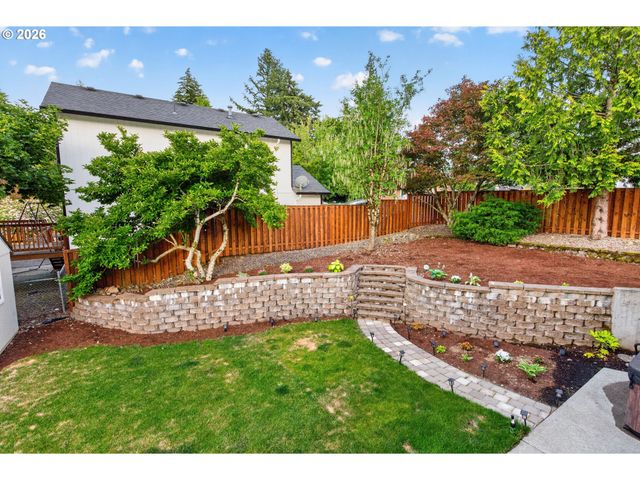 200 SHAW St, Fairview, OR 97024