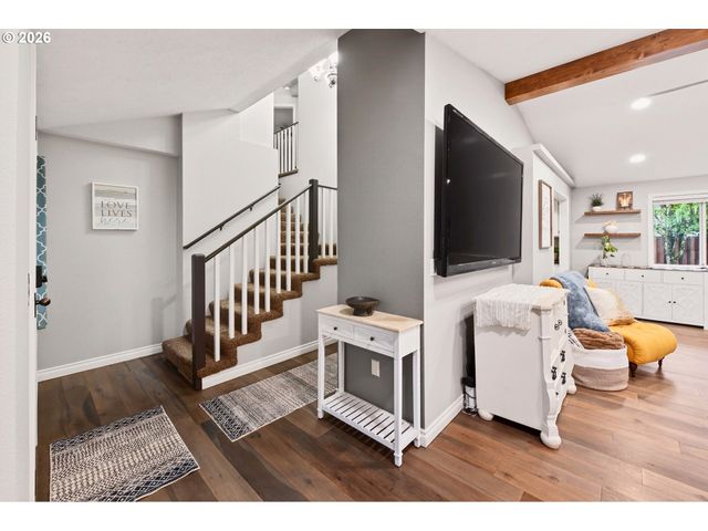 200 SHAW St, Fairview, OR 97024