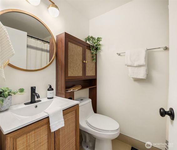 1237 SW 118th Street, Burien, WA 98146