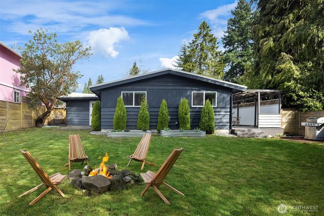 1237 SW 118th Street, Burien, WA 98146