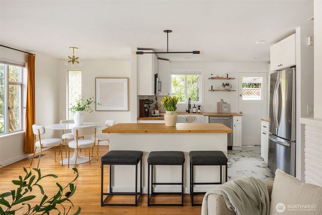 1237 SW 118th Street, Burien, WA 98146