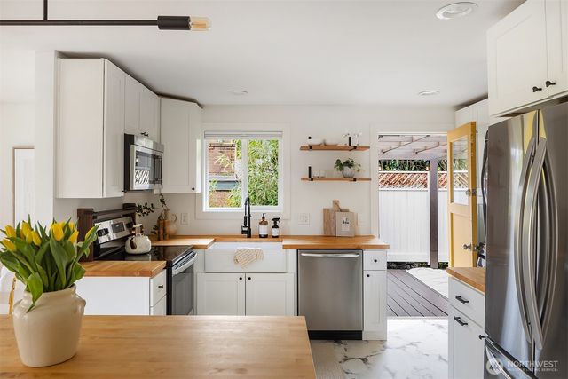 1237 SW 118th Street, Burien, WA 98146