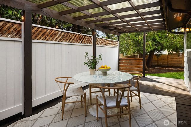 1237 SW 118th Street, Burien, WA 98146