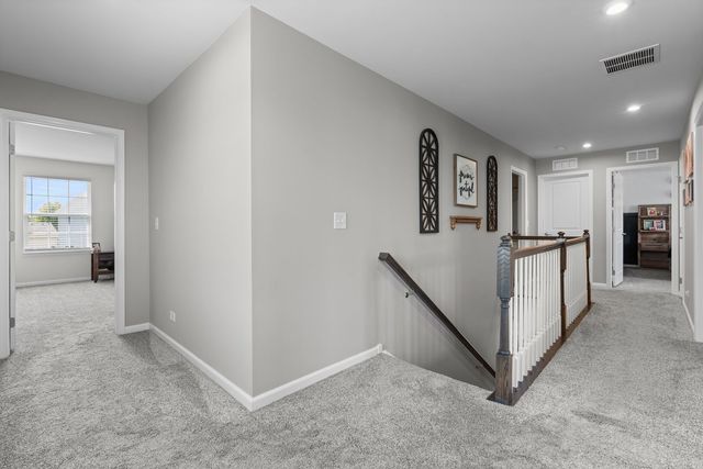 3335 Big Bend Drive, Montgomery, IL 60538